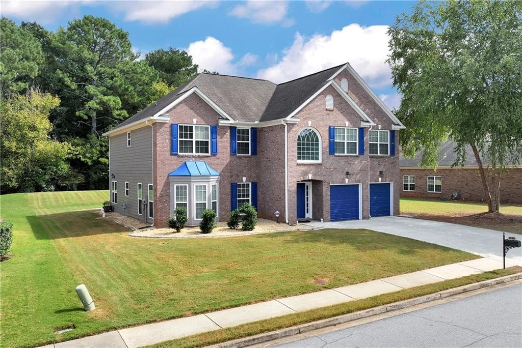 5 bedroom, 3 bathroom, 3,900 sq ft single family residence for sale at 2679 Heritage Oaks Circle, Dacula, GA 30019