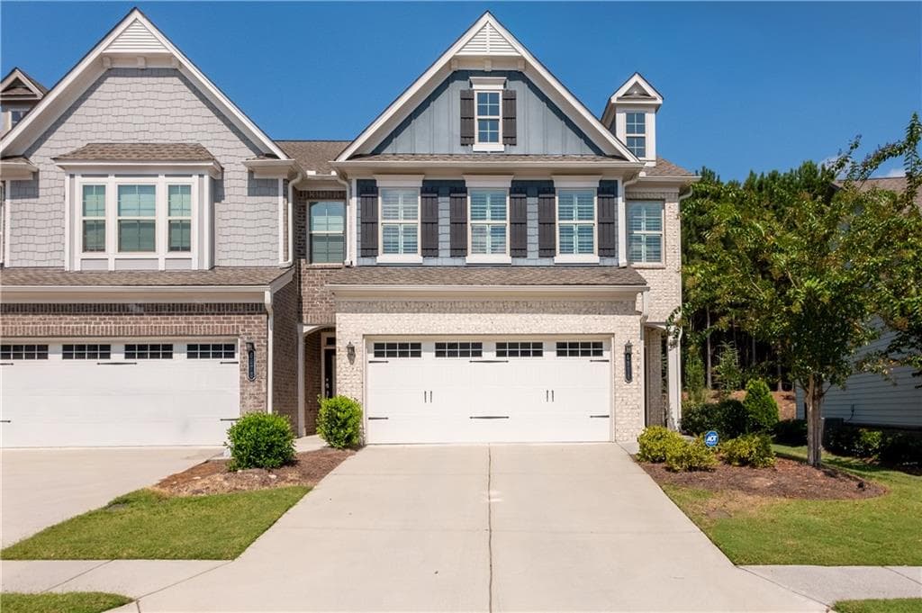 3 bedroom, 3 bathroom, 1,874 sq ft townhouse for sale at 6388 Lanier Harbor Landing, Buford, GA 30518