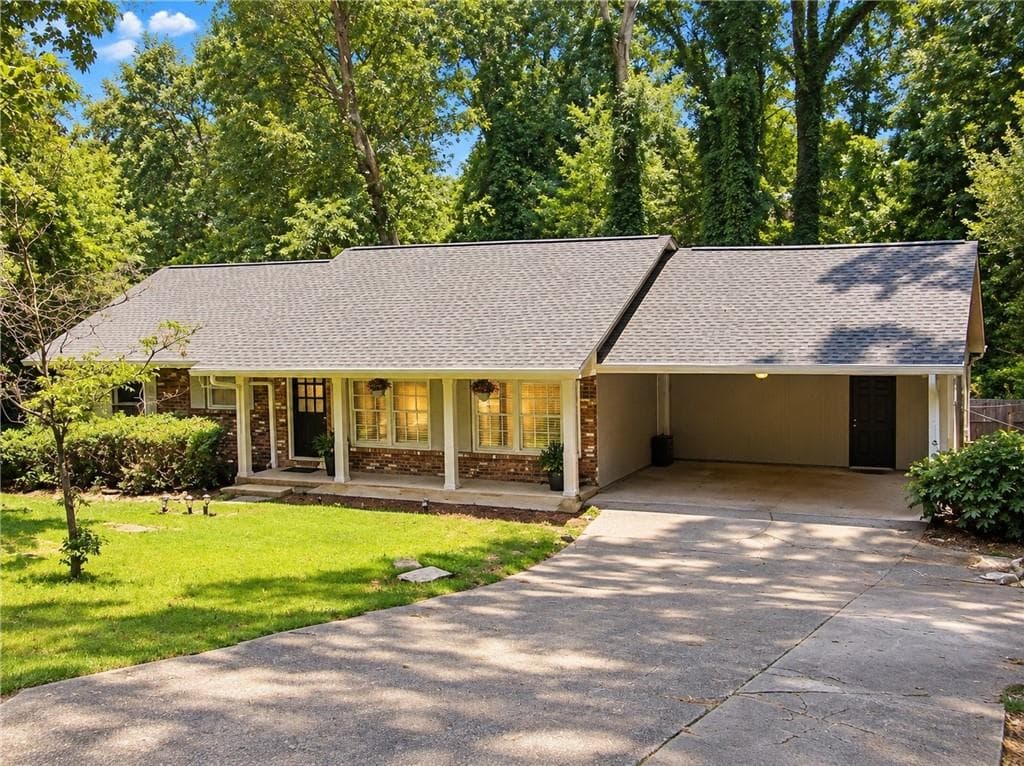 4 bedroom, 3 bathroom, 2,140 sq ft single family residence for sale at 2831 Old Norcross Road, Tucker, GA 30084