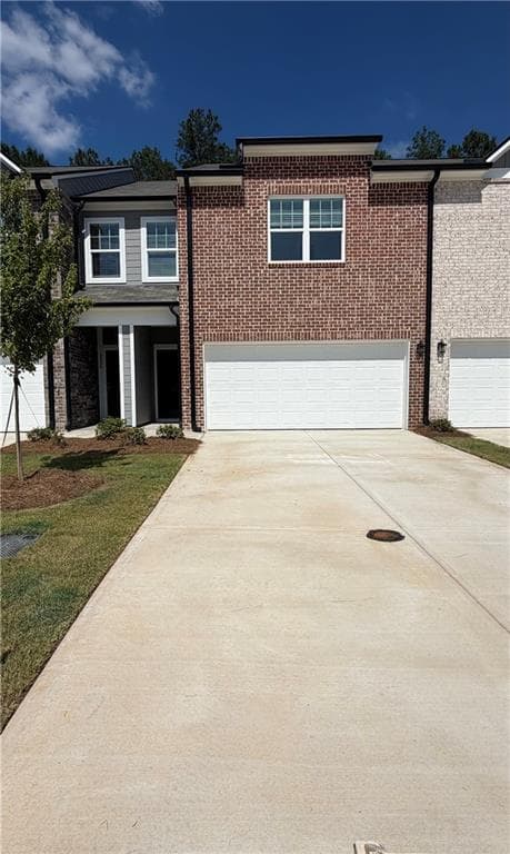 3 bedroom, 3 bathroom, 1,764 sq ft townhouse for sale at 1332 Fagiolo Street, Mcdonough, GA 30253