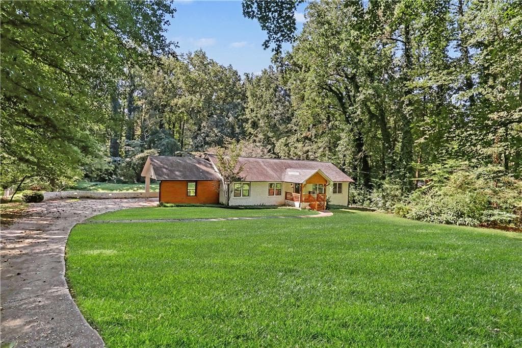 4 bedroom, 3 bathroom, 1,932 sq ft single family residence for sale at 2800 Duke of Gloucester Street, Atlanta, GA 30344