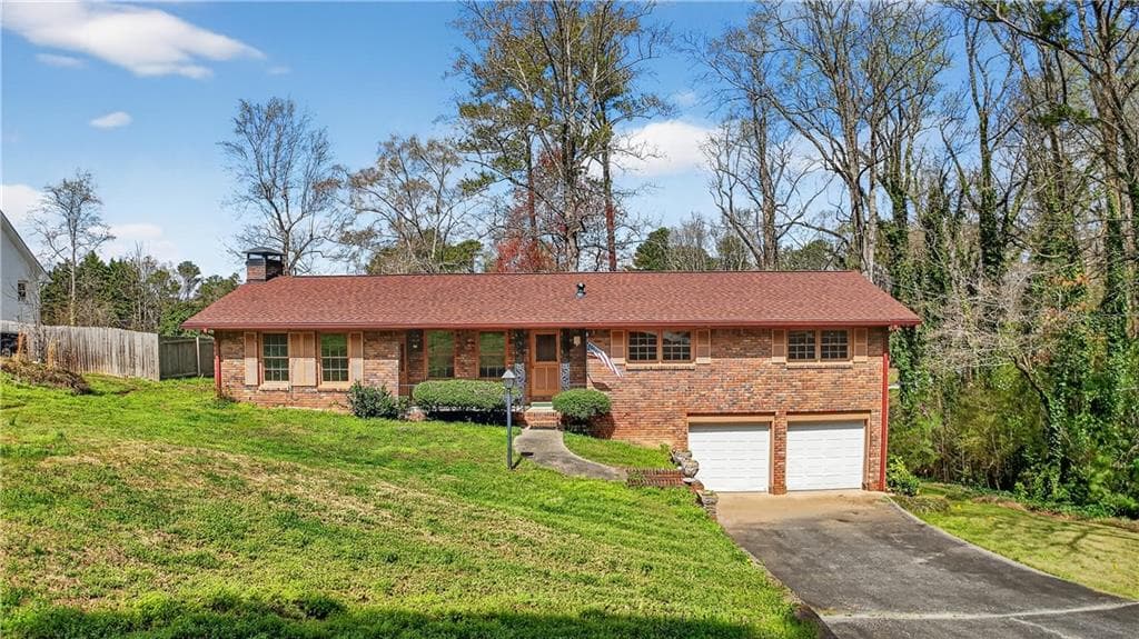 3 bedroom, 2 bathroom, 1,763 sq ft single family residence for sale at 2569 Sky Lane Dr, Marietta, GA 30062