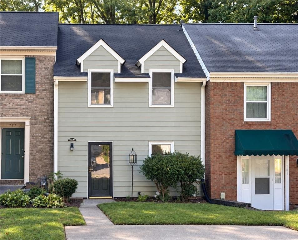 2 bedroom, 2 bathroom, 1,280 sq ft townhouse for sale at 779 Coventry Township Place, Marietta, GA 30062