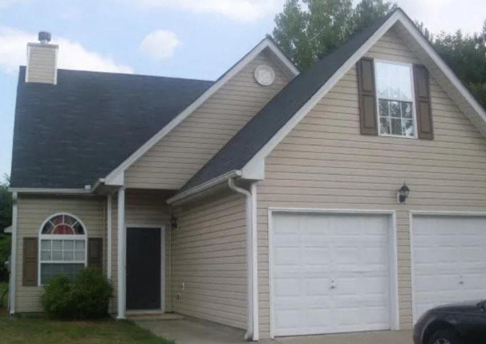 4 bedroom, 3 bathroom, 1,634 sq ft single family residence for rent at 2499 Brookgate Way, Ellenwood, GA 30294 for $2,499 a month