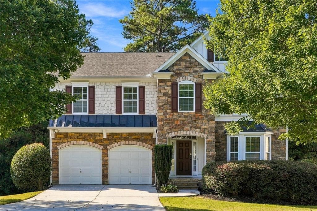 4 bedroom, 3 bathroom, 2,974 sq ft single family residence for sale at 2017 Preserve Creek Way, Loganville, GA 30052