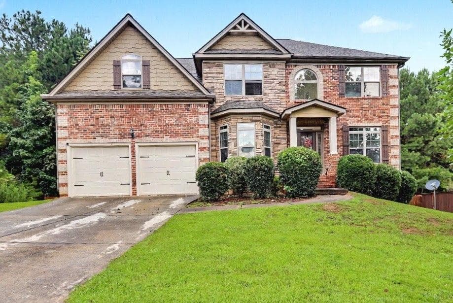 5 bedroom, 3 bathroom, 3,608 sq ft single family residence for sale at 825 Belmar Pass, Fairburn, GA 30213