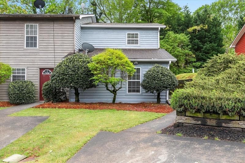 2 bedroom, 2 bathroom, 1,083 sq ft townhouse for sale at 1714 Wynndowne Trail, Smyrna, GA 30080