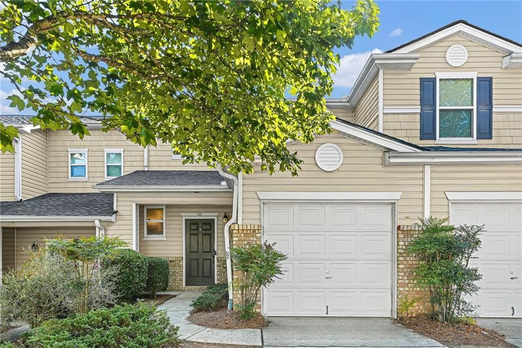 2 bedroom, 3 bathroom, 1,375 sq ft townhouse under contract at 302 Oak Leaf Place, Acworth, GA 30102