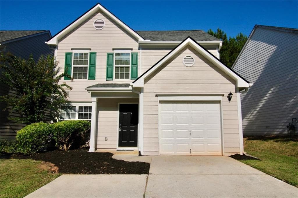 3 bedroom, 3 bathroom, 1,550 sq ft single family residence under contract at 9515 Lakeview Road, Union City, GA 30291