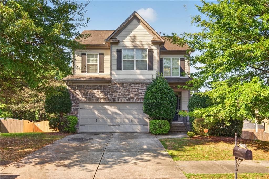 3 bedroom, 3 bathroom, 2,244 sq ft single family residence for sale at 3746 Brittany Walk, Atlanta, GA 30331