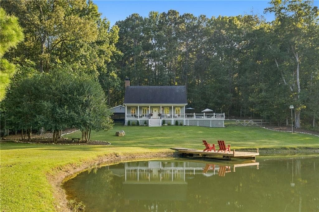 3 bedroom, 3 bathroom, 2,256 sq ft single family residence for sale at 4250 Flint Hill Road, Acworth, GA 30102