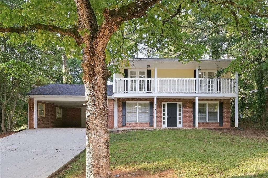 3 bedroom, 3 bathroom, 2,184 sq ft single family residence for rent at 1166 Shoreham Drive, Atlanta, GA 30349 for $1,800 a month