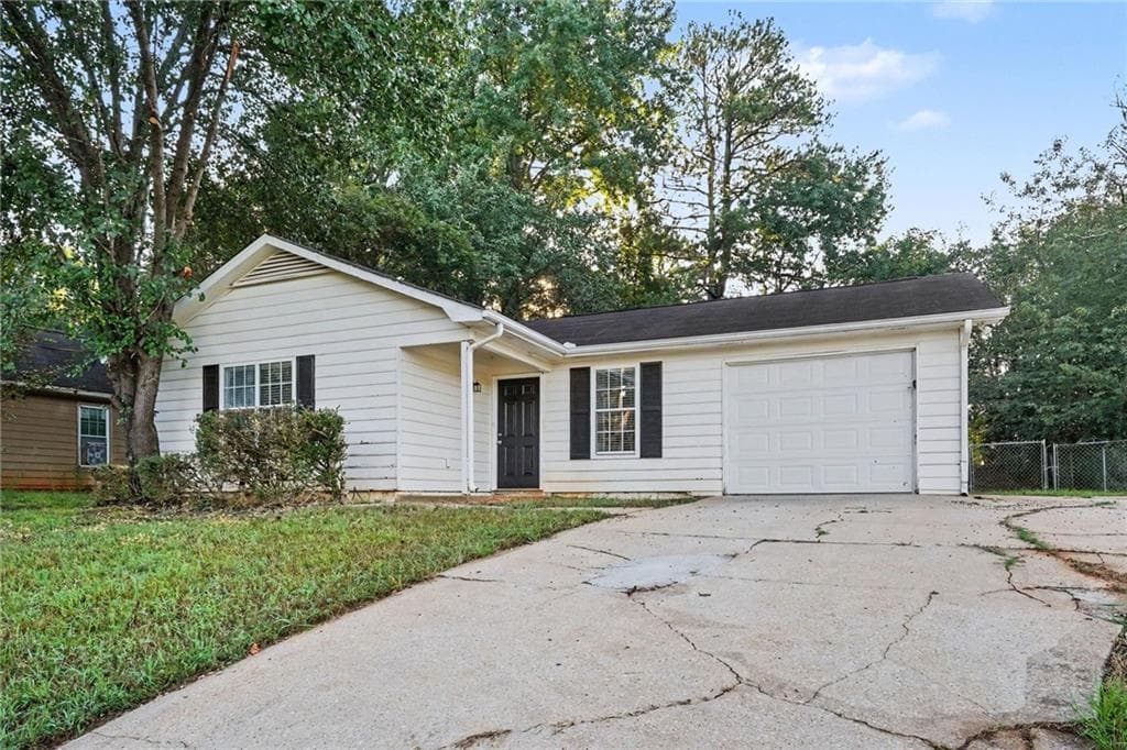 3 bedroom, 2 bathroom, 1,231 sq ft single family residence for sale at 105 Rosebud Lane, Mcdonough, GA 30253