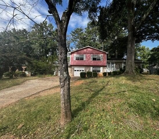 3 bedroom, 3 bathroom, 1,751 sq ft single family residence under contract at 3919 Bressler Circle, Decatur, GA 30035