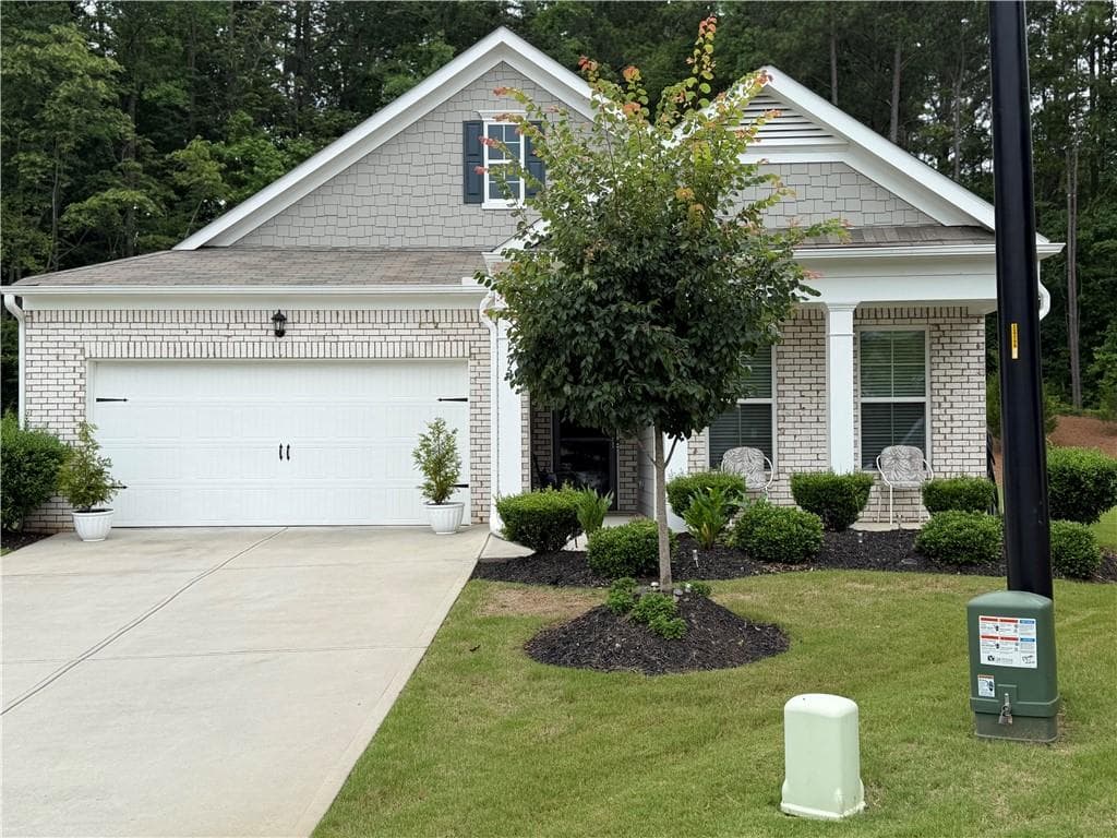 2 bedroom, 2 bathroom, 1,700 sq ft single family residence for sale at 175 South Cornucopia, Dallas, GA 30132