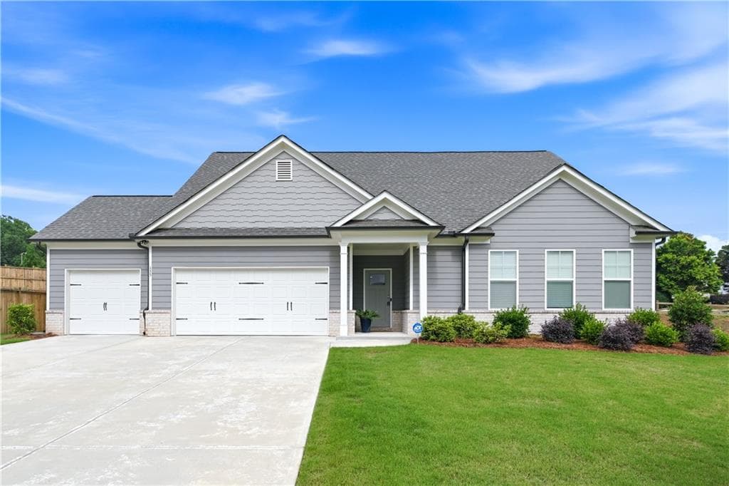 4 bedroom, 3 bathroom, 2,517 sq ft single family residence for sale at 155 Cherokee Rose Lane, Hoschton, GA 30548