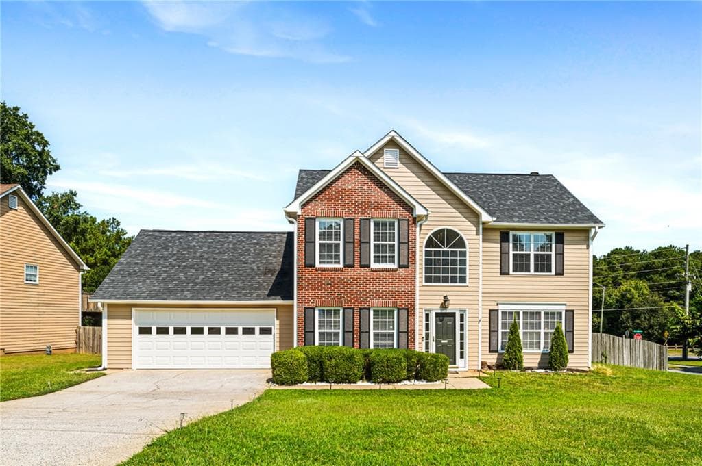 3 bedroom, 3 bathroom, 2,220 sq ft single family residence for sale at 2586 Abbotts Glen Drive, Acworth, GA 30101
