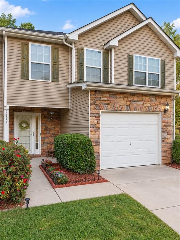 3 bedroom, 4 bathroom, 2,230 sq ft single family residence for sale at 7216 Mountain Laurel Way, Stockbridge, GA 30281