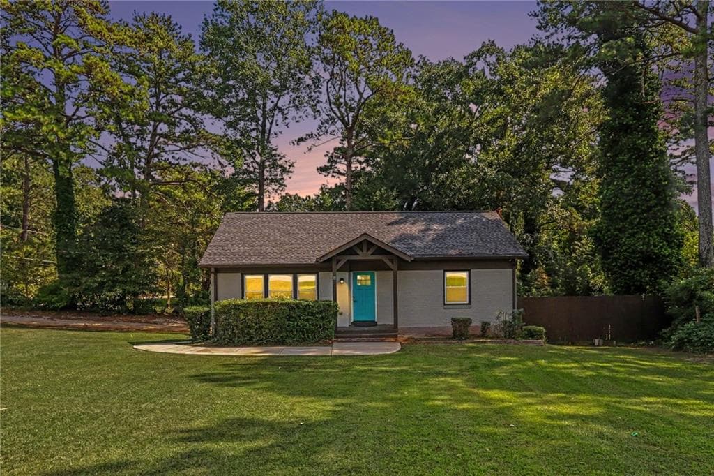 5 bedroom, 2 bathroom, 1,578 sq ft single family residence for sale at 4722 Covington Highway, Decatur, GA 30035