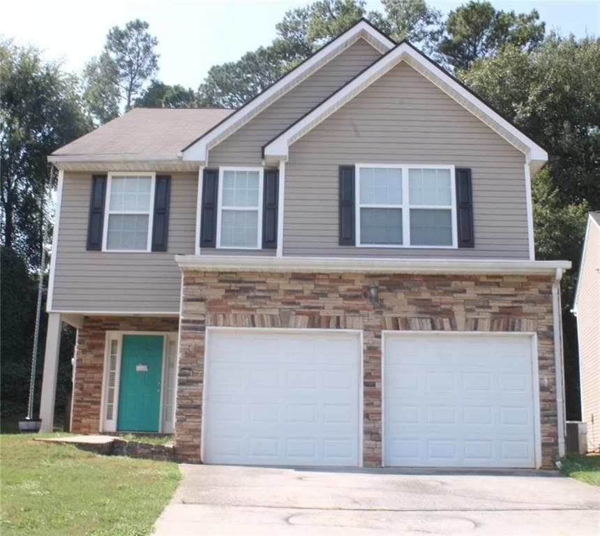 4 bedroom, 3 bathroom, 2,244 sq ft single family residence for sale at 7809 Newbury Drive, Jonesboro, GA 30236