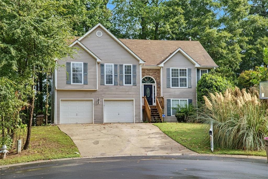 3 bedroom, 2 bathroom, 1,674 sq ft single family residence for sale at 5360 Otter Creek Run Run, Cumming, GA 30040