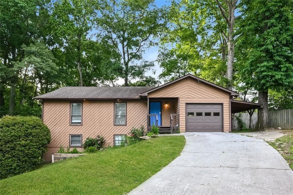 5 bedroom, 3 bathroom, 2,838 sq ft single family residence for sale at 5704 Woodvalley Trace, Norcross, GA 30071
