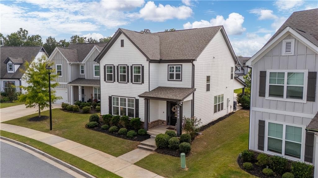 3 bedroom, 3 bathroom, 2,120 sq ft single family residence for sale at 5200 Parkwood Drive, Flowery Branch, GA 30542