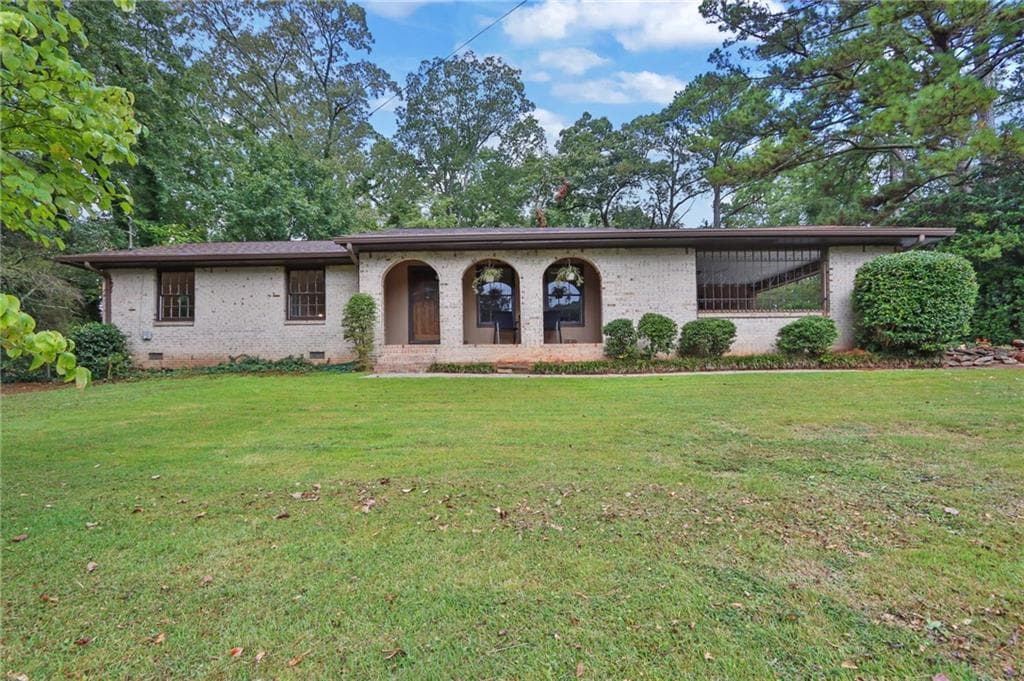 3 bedroom, 2 bathroom, 1,528 sq ft single family residence for sale at 4847 Shadowwood Court, Lilburn, GA 30047