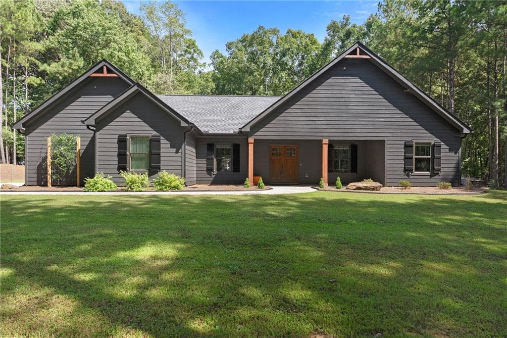3 bedroom, 2 bathroom, 1,548 sq ft single family residence under contract at 631 Edmondson Road, Monroe, GA 30656