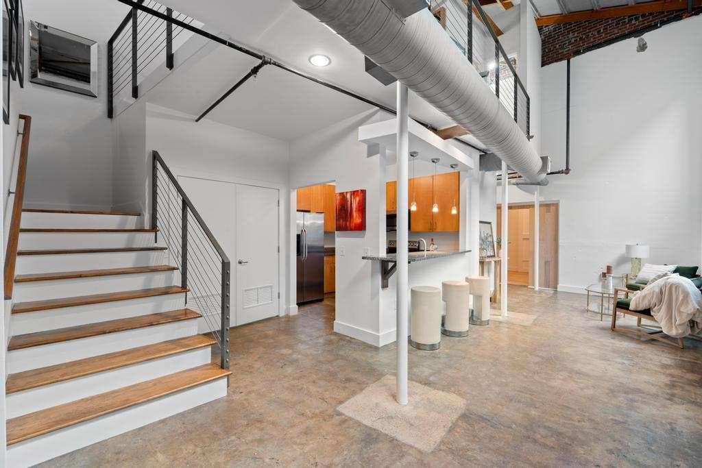 2 bedroom, 2 bathroom, 1,205 sq ft condominium for sale at 600 College Street 113, Hapeville, GA 30354