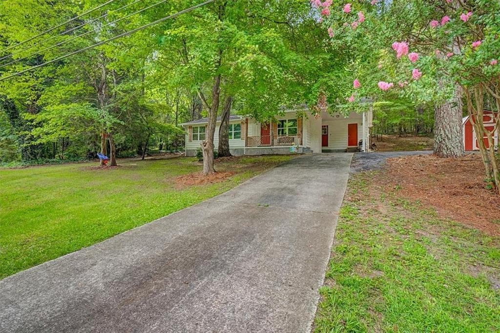 3 bedroom, 1 bathroom, 1,206 sq ft single family residence for sale at 147 Reynolds Bridge Road, Kingston, GA 30145