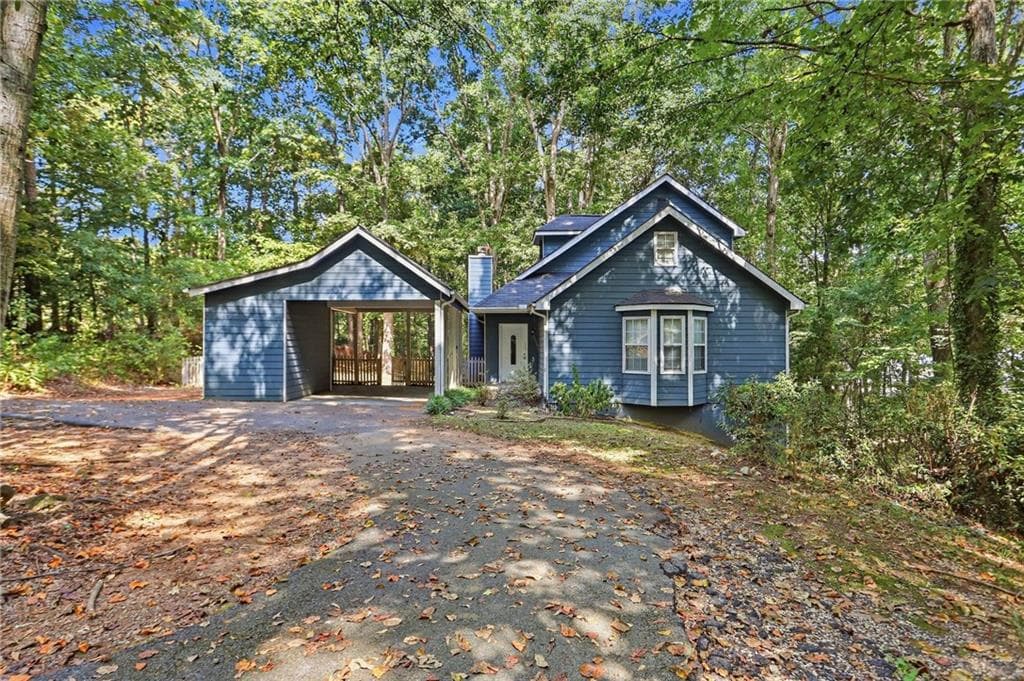 3 bedroom, 3 bathroom, 1,092 sq ft single family residence for sale at 2903 Etchison Road, Loganville, GA 30052