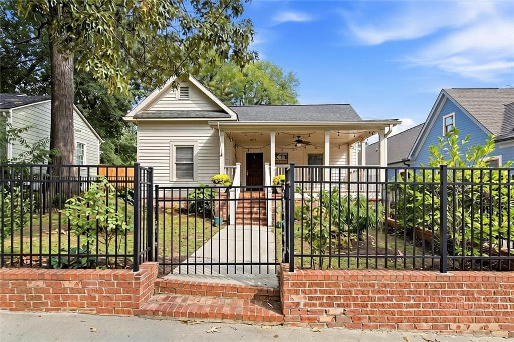 3 bedroom, 2 bathroom, 1,456 sq ft single family residence for sale at 743 Bonnie Brae Avenue, Atlanta, GA 30310