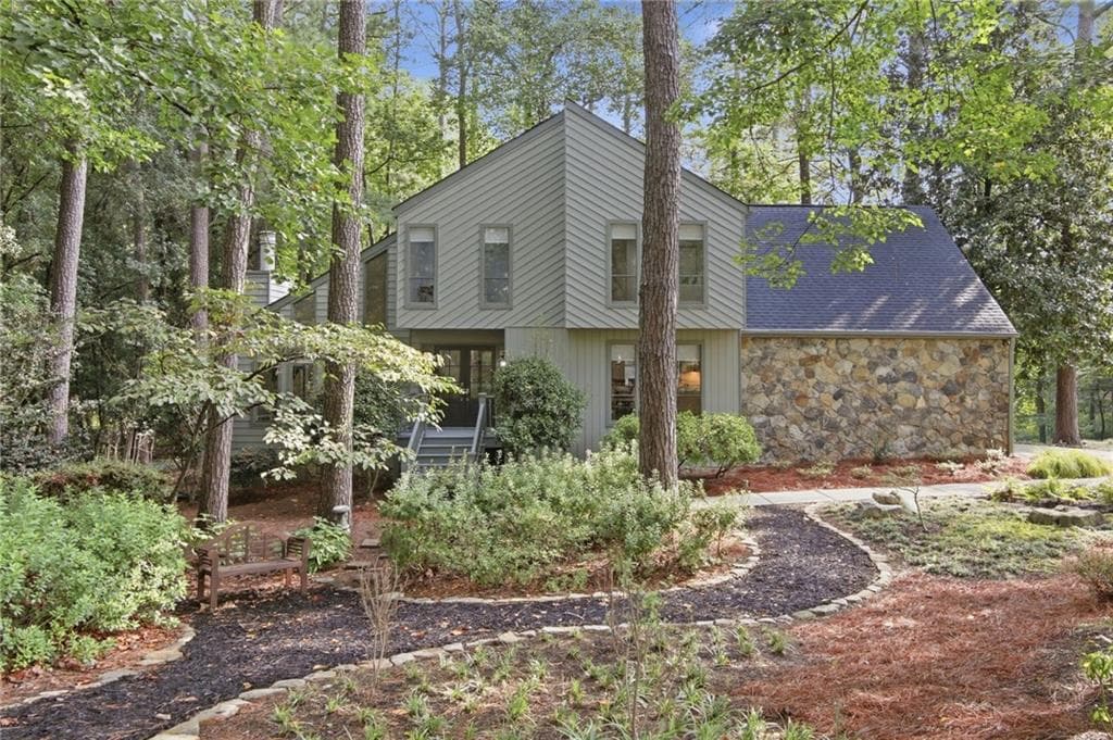 5 bedroom, 4 bathroom, 3,694 sq ft single family residence for sale at 2222 Chimney Springs Drive, Marietta, GA 30062