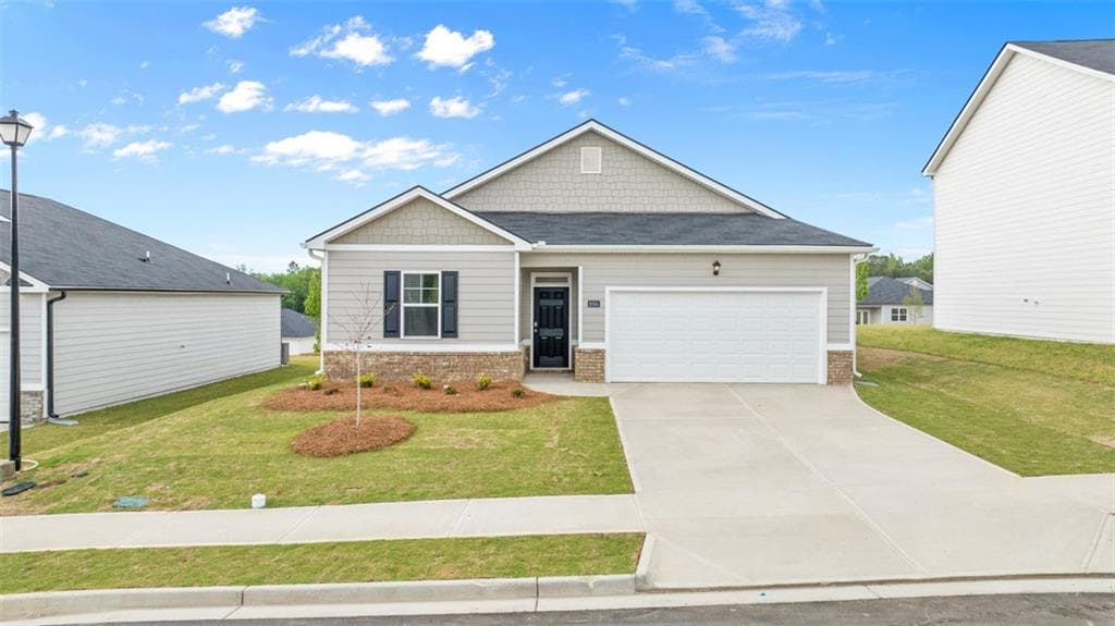 3 bedroom, 2 bathroom, 1,475 sq ft single family residence for sale at 315 Bristol Boulevard, Winder, GA 30680