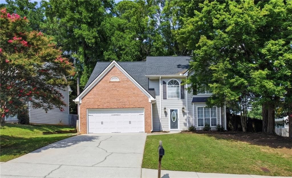 3 bedroom, 3 bathroom, 2,455 sq ft single family residence for rent at 640 Suwanee Lakes Circle, Suwanee, GA 30024 for $2,500 a month