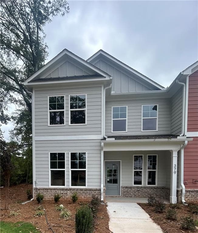 3 bedroom, 3 bathroom, 1,762 sq ft townhouse for sale at 379 Summerville Lane 12, Athens, GA 30606