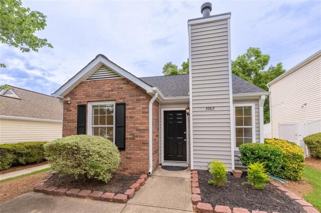 2 bedroom, 1 bathroom, 888 sq ft single family residence for sale at 3989 White Owl Court, Duluth, GA 30097