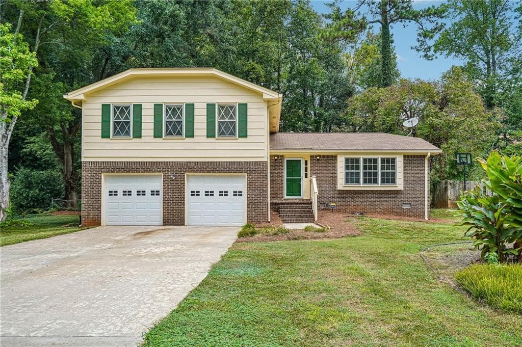 4 bedroom, 3 bathroom, 2,267 sq ft single family residence for sale at 4254 Wheaton Lane, Clarkston, GA 30021