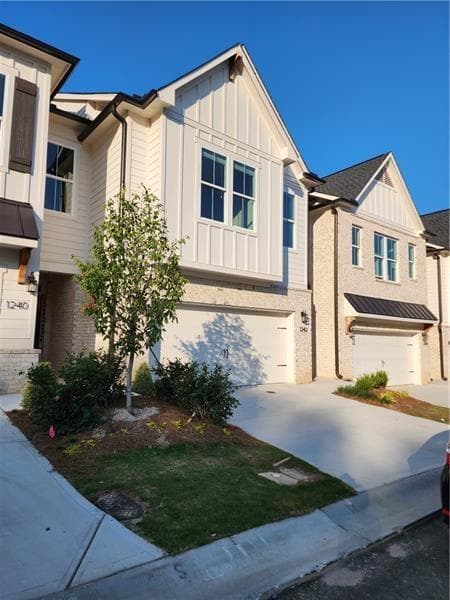 4 bedroom, 4 bathroom, 2,755 sq ft townhouse for rent at 1244 Willowcrest Way, Cumming, GA 30041 for $3,250 a month