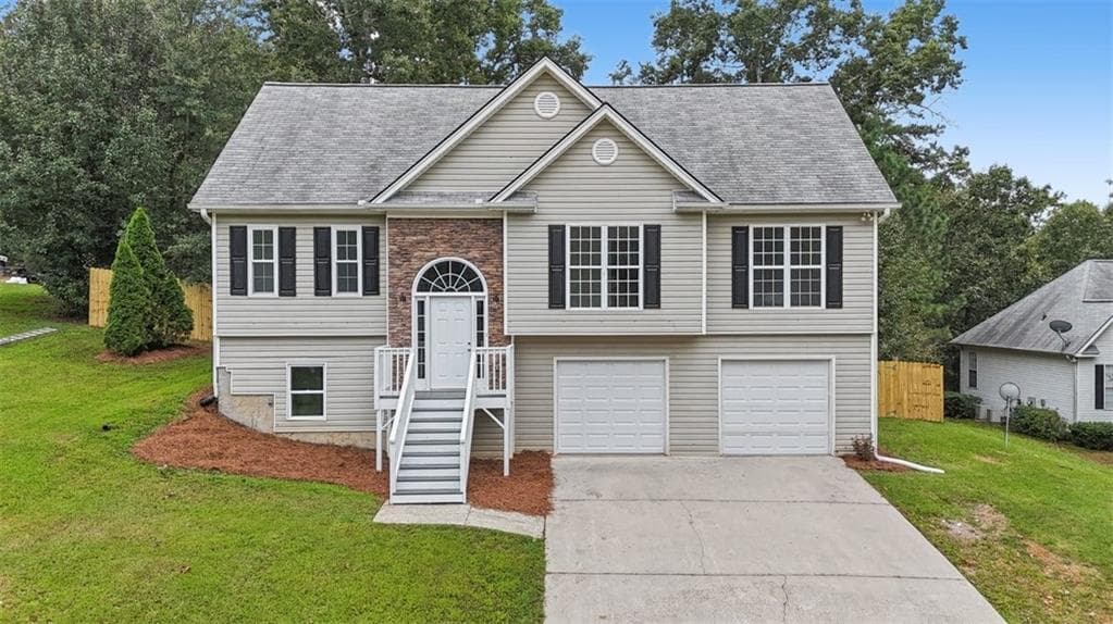 4 bedroom, 2 bathroom, 1,800 sq ft single family residence for sale at 16 Bay Court, Cartersville, GA 30120