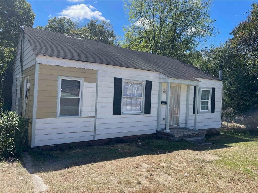 2 bedroom, 1 bathroom, 791 sq ft single family residence for rent at 3518 Carroll, Macon, GA 31204 for $975 a month