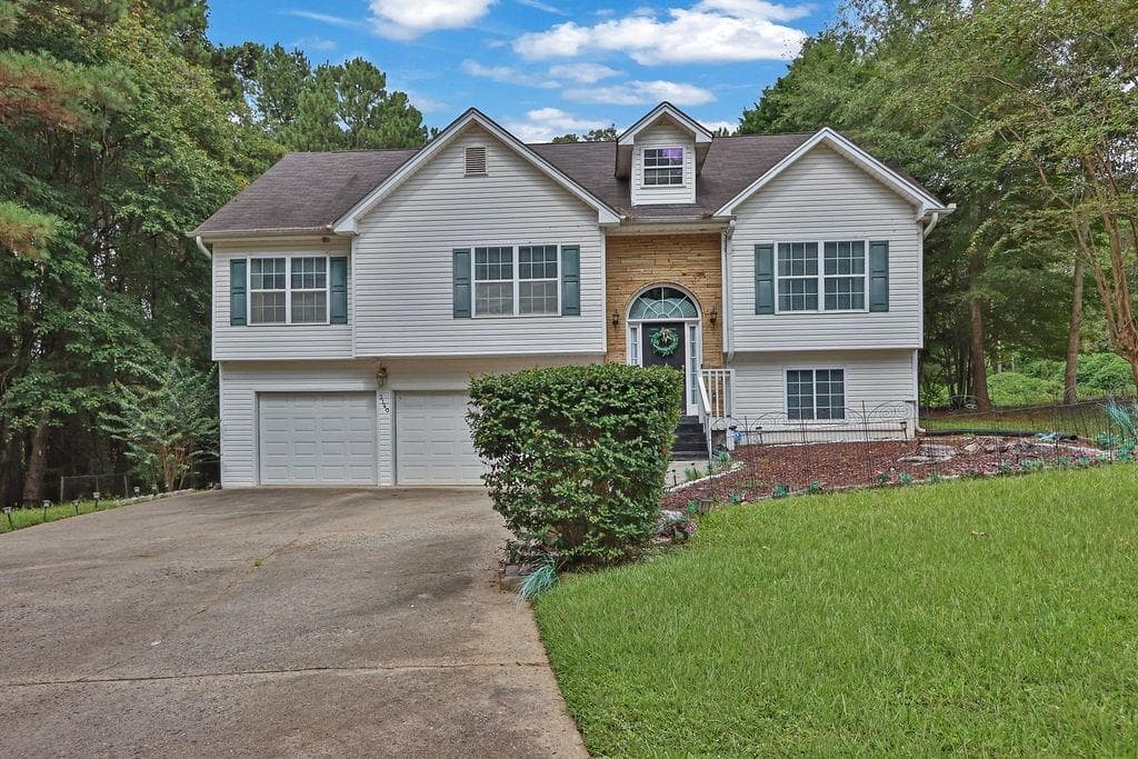 4 bedroom, 3 bathroom, 2,728 sq ft single family residence for sale at 3140 Willow Park Drive, Dacula, GA 30019