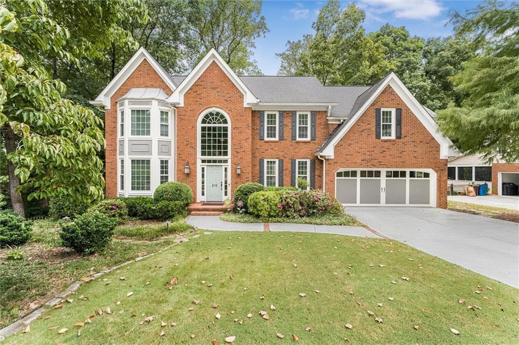4 bedroom, 5 bathroom, 2,756 sq ft single family residence for sale at 625 Varina Way, Alpharetta, GA 30022