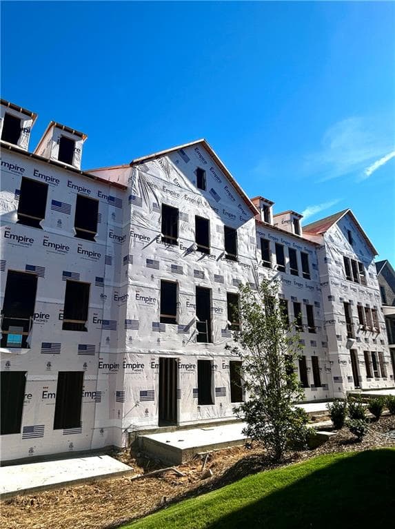4 bedroom, 4 bathroom, 2,767 sq ft townhouse for sale at 2209 Wexford Drive 43, Brookhaven, GA 30319
