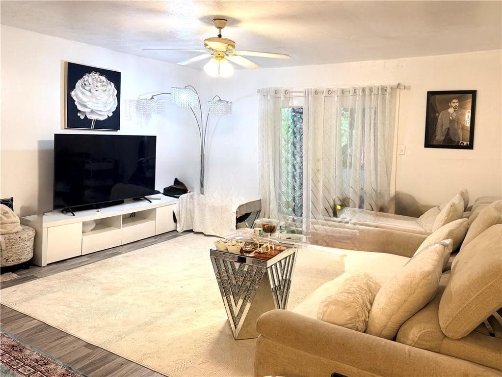 2 bedroom, 2 bathroom, 1,139 sq ft condominium for sale at 6579 Brannon Hill Road, Clarkston, GA 30021