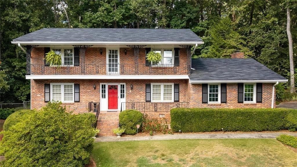 4 bedroom, 3 bathroom, 2,620 sq ft single family residence for sale at 2206 Deer Ridge Drive, Smoke Rise, GA 30087