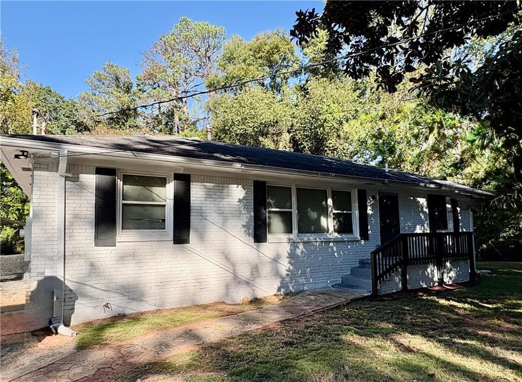 4 bedroom, 2 bathroom, 1,152 sq ft single family residence for sale at 79 Howell Drive, Atlanta, GA 30331