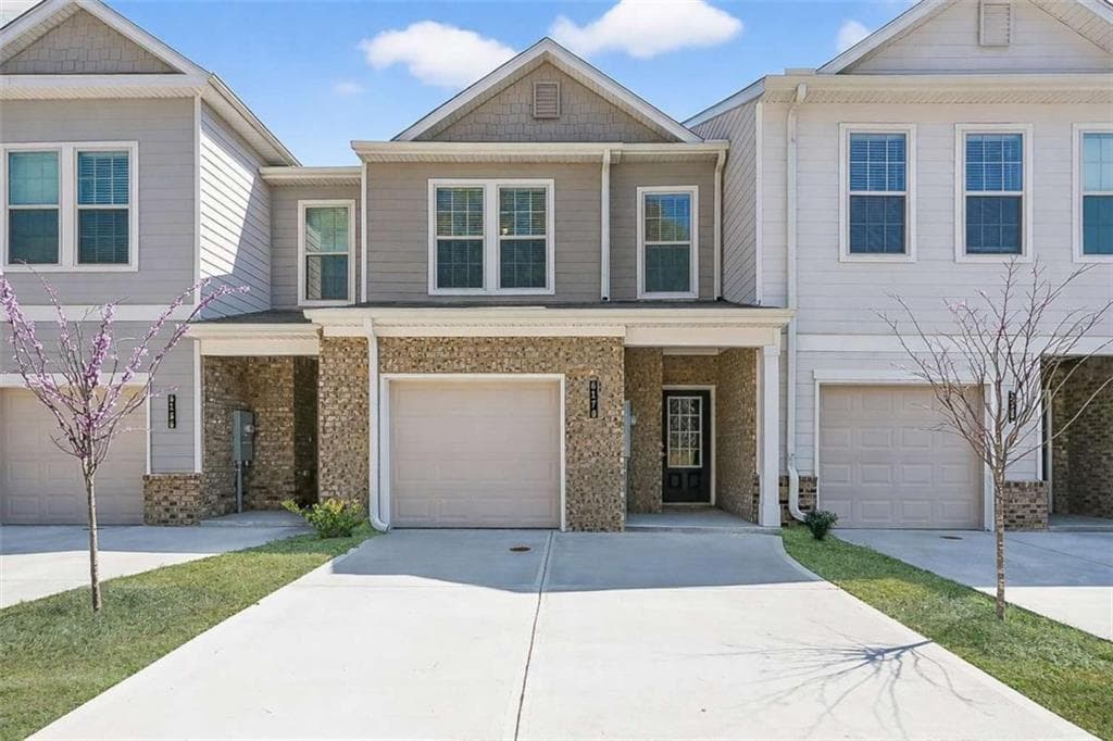 3 bedroom, 3 bathroom townhouse for sale at 6170 Ripple Way 80, South Fulton, GA 30349