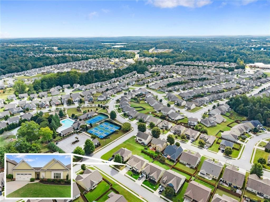 3 bedroom, 2 bathroom, 1,913 sq ft single family residence for sale at 4511 Country Manor Walk, Gainesville, GA 30504